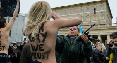 Striptease en el Vaticano