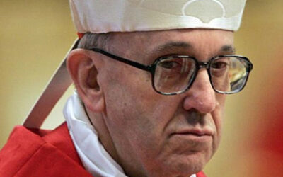 Papa Francisco compara pederastia con inofensivo ritual