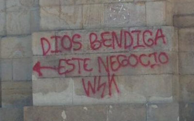 Pintan grafitti en fachada de Catedral de Duitama