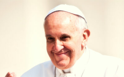 Papa Francisco sale del Comité de Escogencia — ¡qué bien!